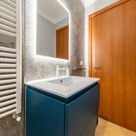 Apartment Bilocale Design In Centro Storico *